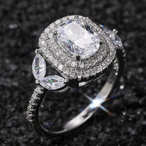 💥Crystal Shiny Large Oval Macro Pave Wedding Romantic Ring for Women, K872 - Picture 1 of 10